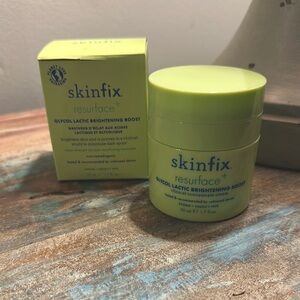 Skinfix Resurface+ Glycolic Lactic Brightening Boost
